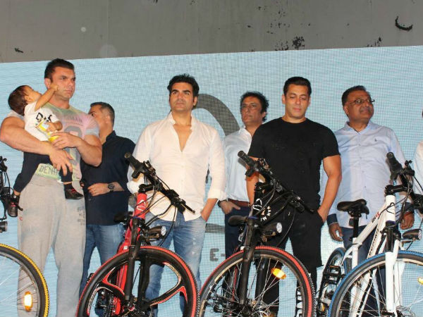 ‘Paaji, Jyada Udoo Mat’ ‘Paaji, Jyada Udoo Mat’