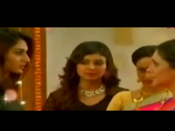 Sonakshi’s Grand Entry Into Dev’s House Sonakshi’s Grand Entry Into Dev’s House