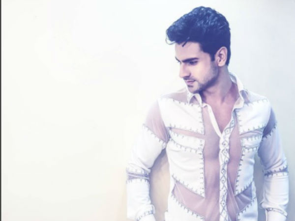 Khushibhatnagar_14 & Payal_srivastawa