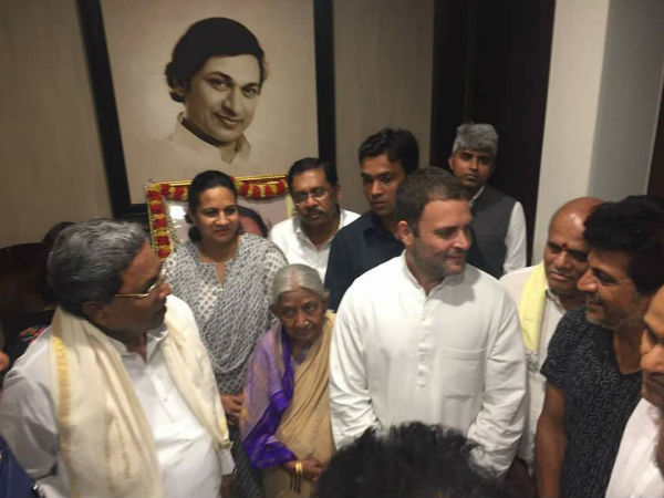 rahul gandhi in dr rajkumar's house
