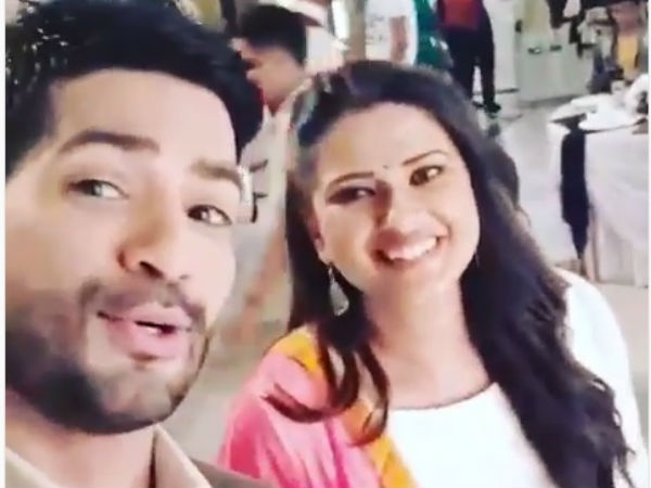 Amit Tandon Wishes Kratika