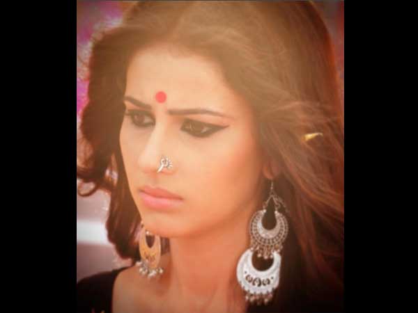 Shivani As Chandini
