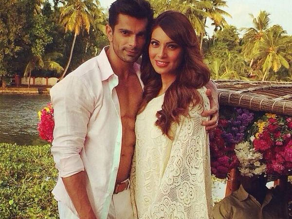 The Couple Happily Obliges The Shutterbugs