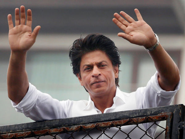 SRK Prefers To Hide His Emotions Instead