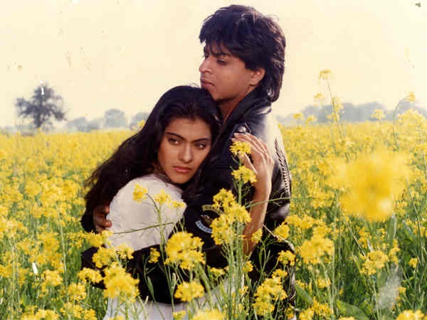 SRK Advises His Fans Not To Replicate His Scenes From KKHH & DDLJ In Real Life