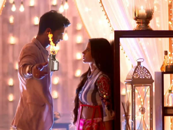 Advay Insults Chandini