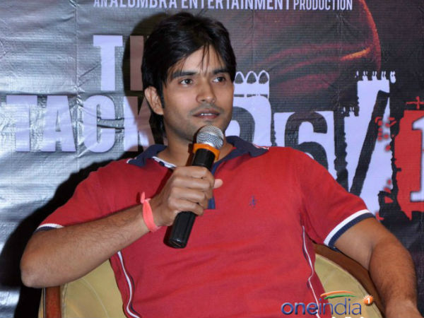 Bollywood Actor In Howrah Bridge