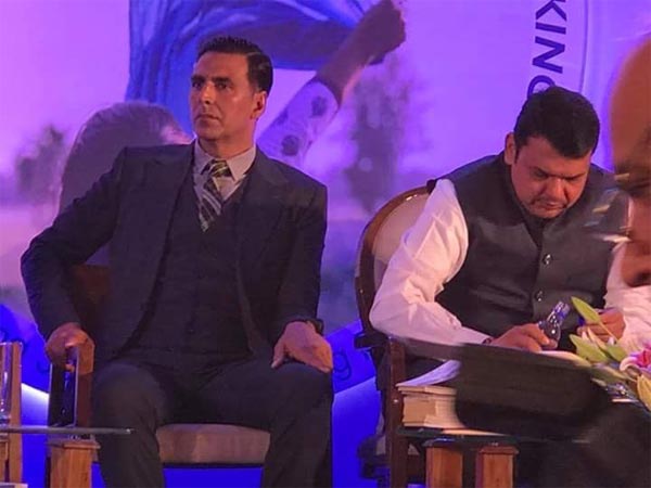  Akshay On Decreasing Footfalls In Theatres 