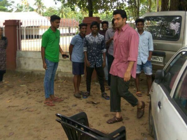 STUNNING! Prithviraj Goes Lean For His Character In Vimanam!