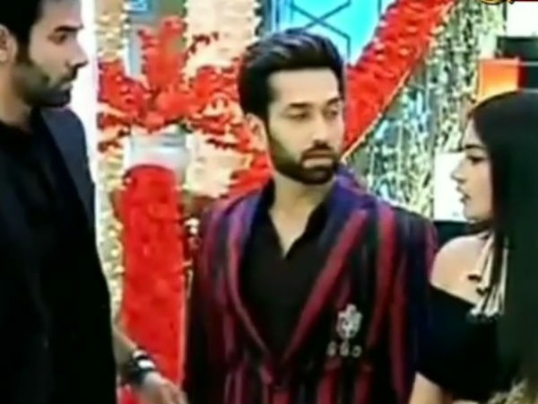 Shivaay Interrupts Anika & Vikram’s Engagement Ceremony 