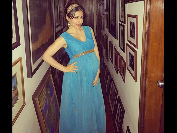 Soha With A Cute Baby Bump