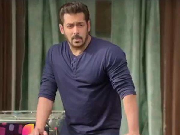 Salman Gives A Perfect Answer!