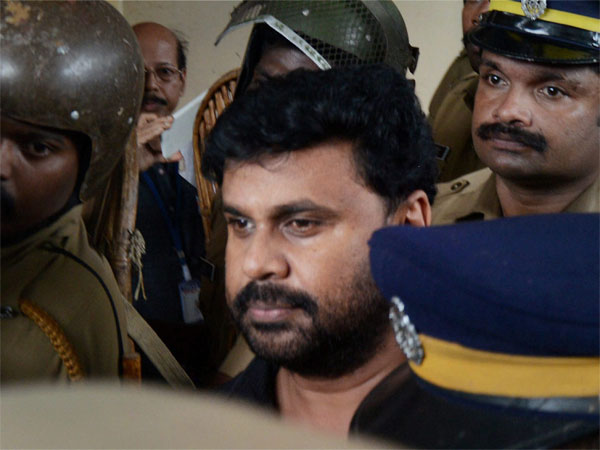 'Police Trying To Bring In Fake Witnesses' 'Police Trying To Bring In Fake Witnesses'