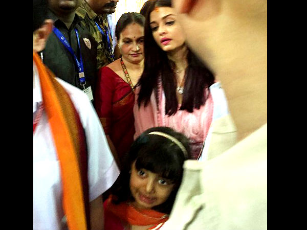Aishwarya Rai With Aaradhya