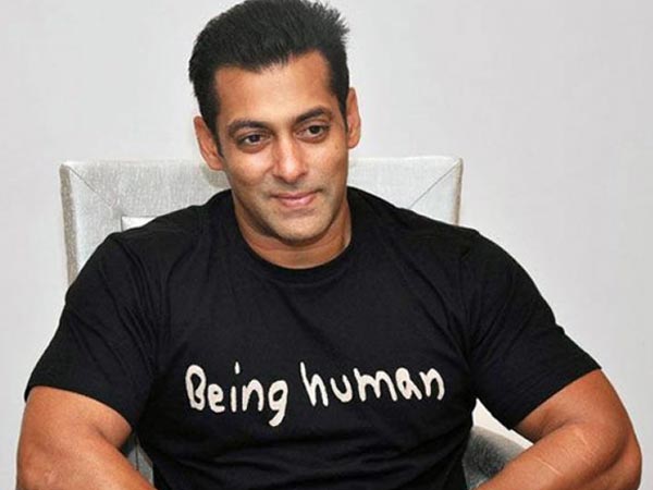 Salman Smiled At Him