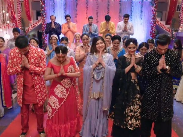Alka Yagnik, The Special Guest At Kriti & Naksh’s Sangeet