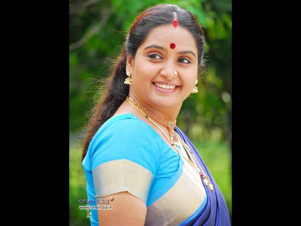 Veteran Actress Shruthi
