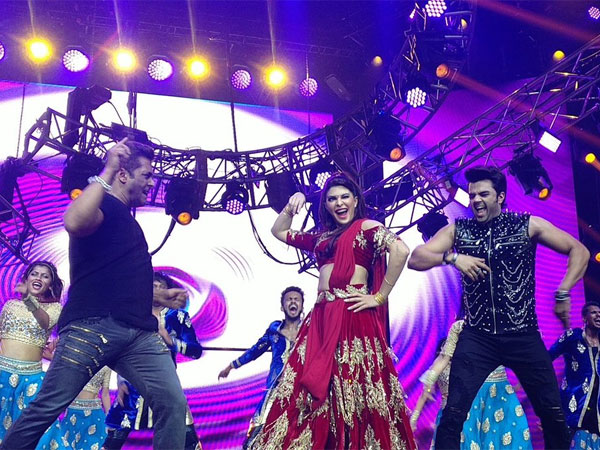 Salman Treats His Team Like A Family Salman Treats His Team Like A Family