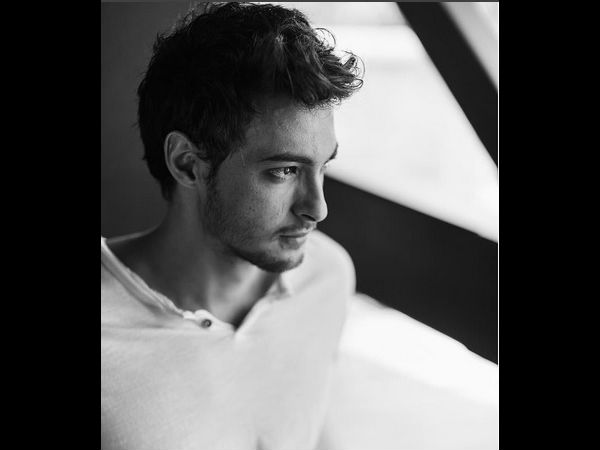  Time For 'Mehnat Aur Lagan'