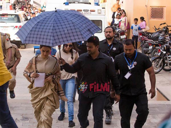 Kangana To Play The Role Of Laxmi Bai