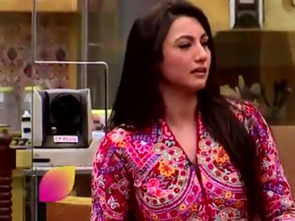 Gauhar Khan Gives A Task To BB Contestants
