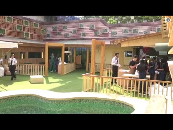 Luxury Budget Task Luxury Budget Task