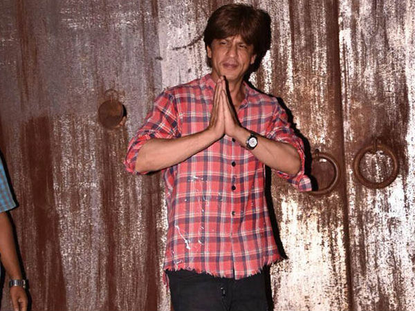 SRK Looks Forward To Entertain Himself SRK Looks Forward To Entertain Himself