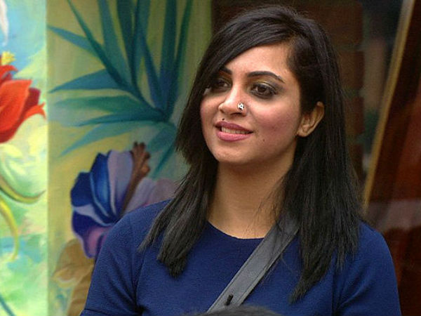 Arshi's Publicist Issued A Statement