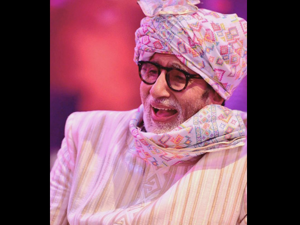  Big B Looks Elated At The Wedding 