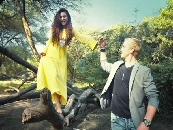 Aashka Adds… Aashka Adds…