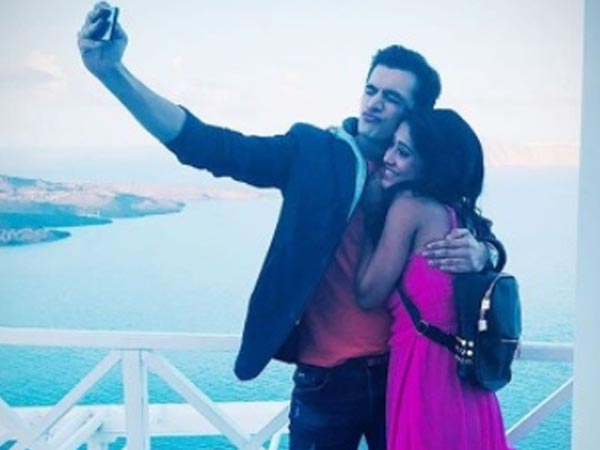 When Kartik Met Naira For The First Time…