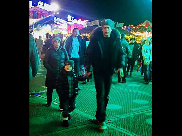 SRK-AbRam In London SRK-AbRam In London