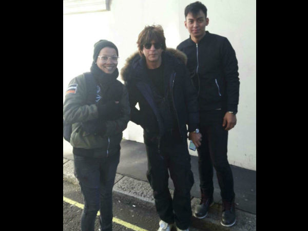 SRK With Fans SRK With Fans