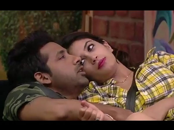 Displaying Such Ad Is Not Apt!