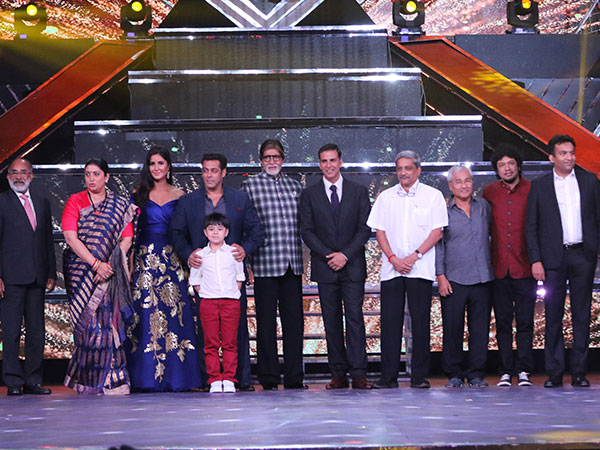 No Eye Contact Either No Eye Contact Either