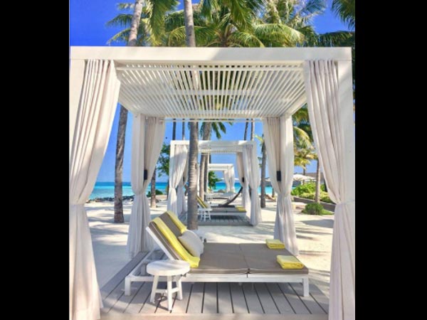 Deepika Gets An Expensive Gift From Ranveer's Parents