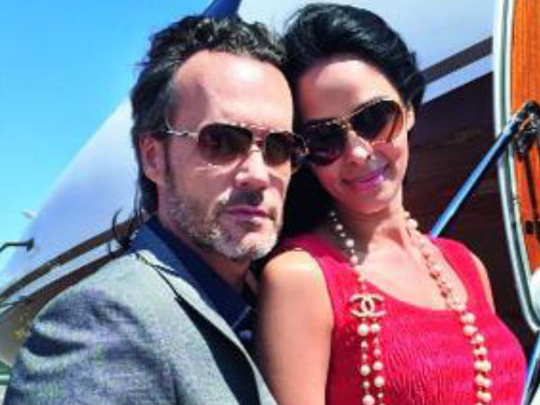 Cyrille Auxenfans, Business Tycoon