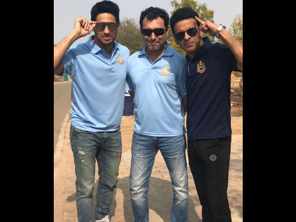 Sid & Bajpayee Danced With The Locals & Jawans