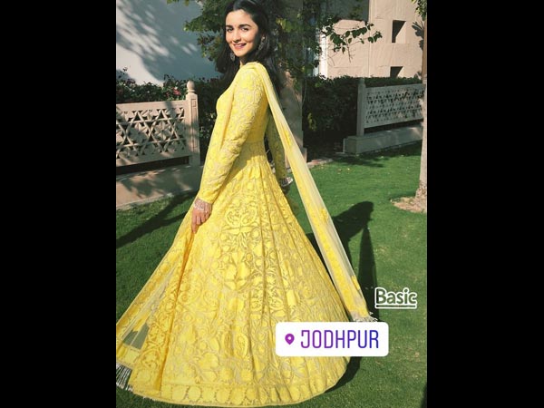 Alia In Manish Malhotra