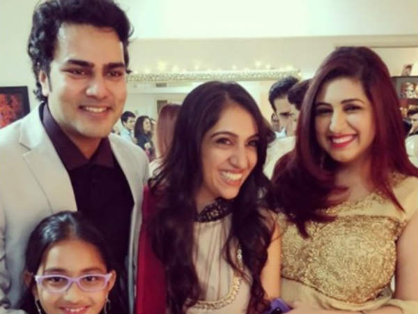 Vahbiz Dorabjee Vahbiz Dorabjee