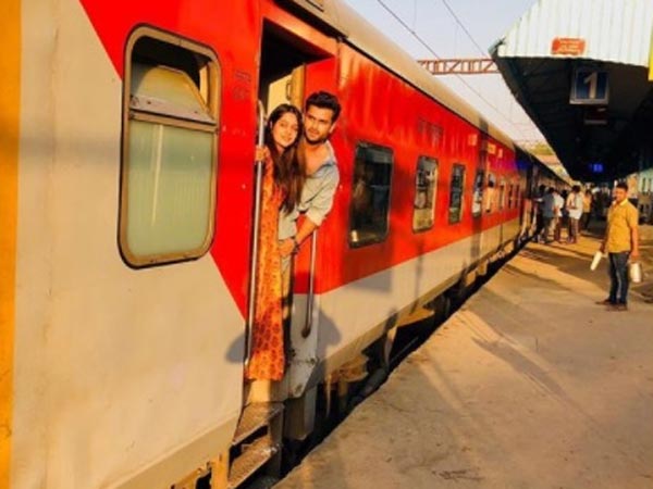 Shoaib & Dipika Off To Their Wedding Destination Shoaib & Dipika Off To Their Wedding Destination