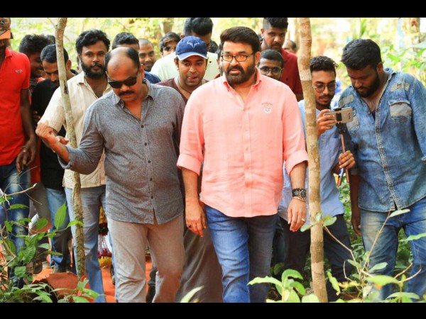 Mohanlal Joins Kayamkulam Kochunni Team..