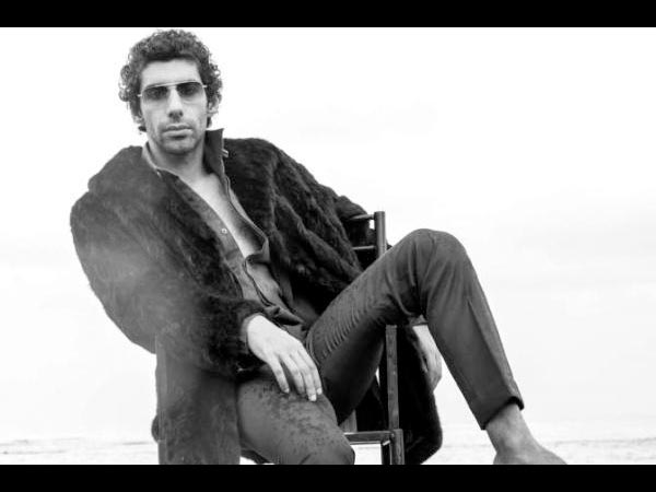 Sanjay Leela Bhansali is considered as one of the finest film-makers of Bollywood. How was your experience of working with him? 