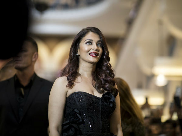 Meanwhile, Aishwarya Took Australia Media By Storm 