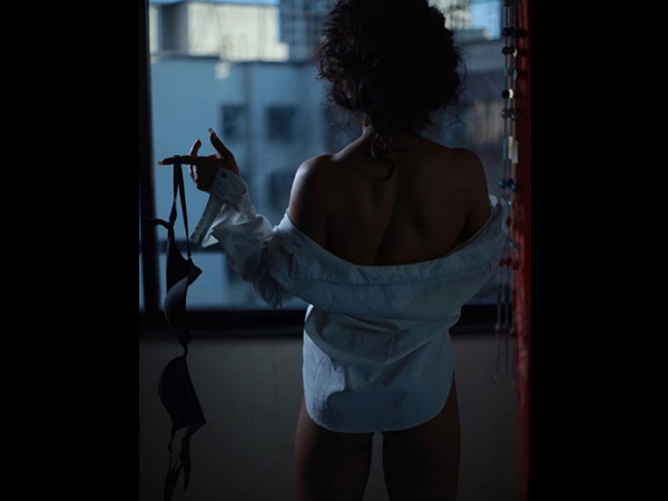 The No Bra Statement!