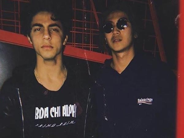 SRK Found Aryan Fan Clubs Absurd