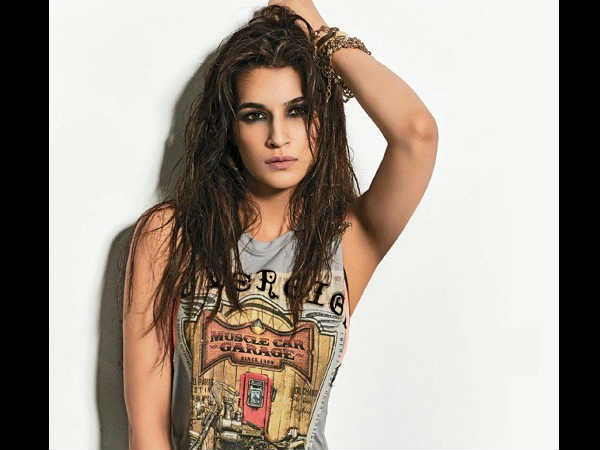 Kriti Talks About Joining The Housefull 4 Cast Kriti Talks About Joining The Housefull 4 Cast