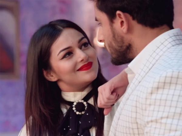 Nehalaxmi Iyer Reacts To The Kicking Scene