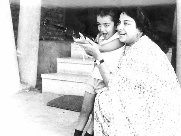 Here’s How Sanjay Dutt Reacted To His Mom's Tapes Here’s How Sanjay Dutt Reacted To His Mom's Tapes