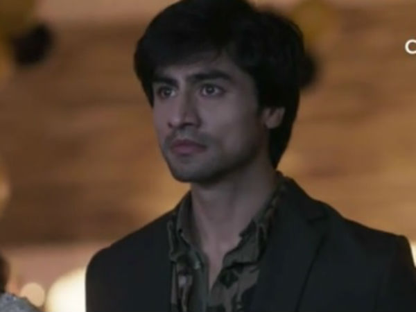 Aditya Furious At Zoya 